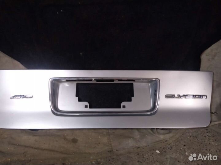 Honda Elysion обшивка багажника