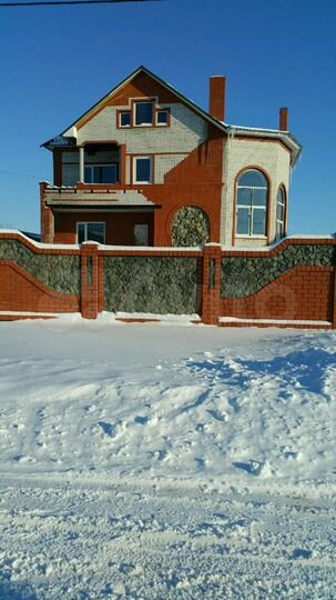 Дом 357 м² на участке 14 сот.