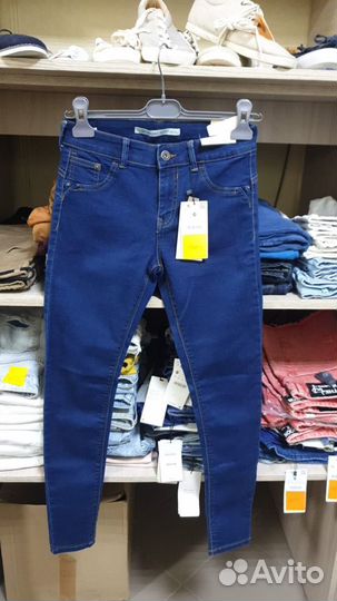 Bershka женские джинсы