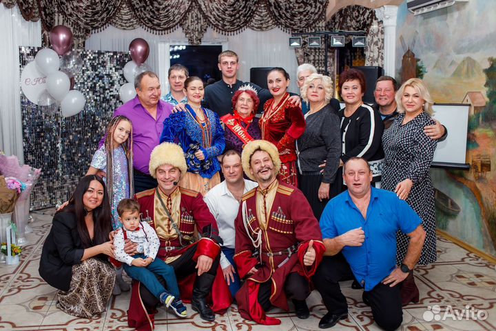 Казаки, артисты на праздник, казачий ансамбль