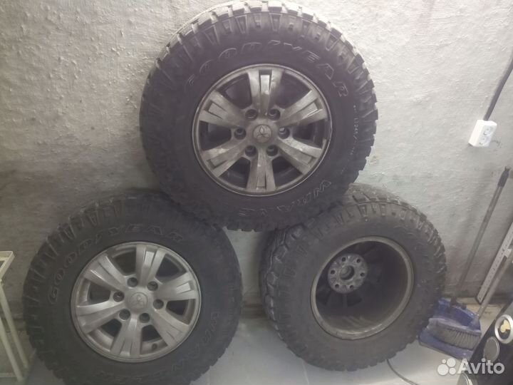 Goodyear Wrangler AT 245/75 R16