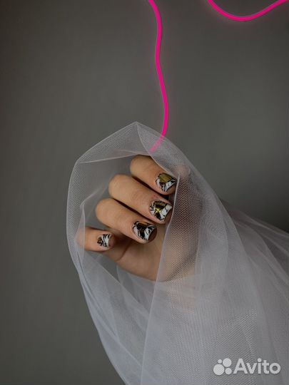 Маникюр Педикюр