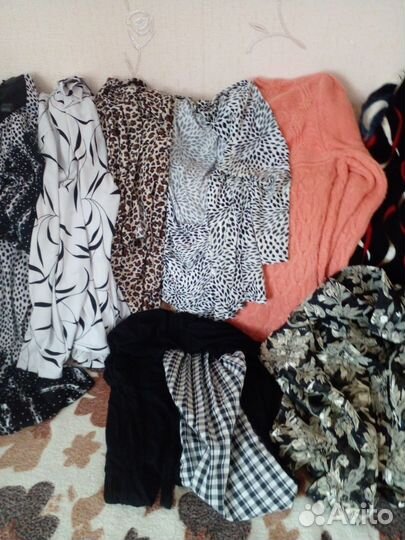 Женская одежда кофты платья водолазки