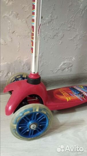 Самокат детский трехколесный