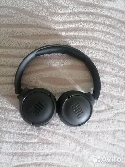 Беспроводные наушники jbl tune 560bt
