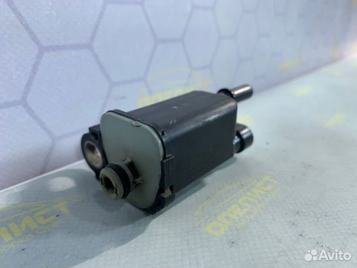 Клапан вентиляции бензобака Opel Insignia A A20NFT