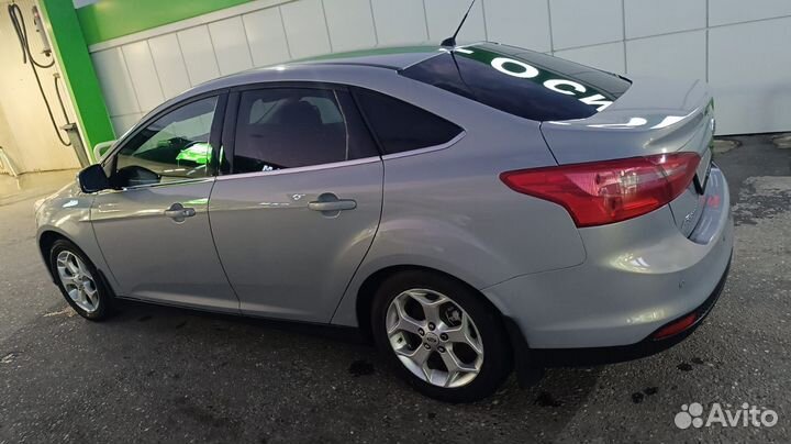 Ford Focus 1.6 МТ, 2011, 274 000 км