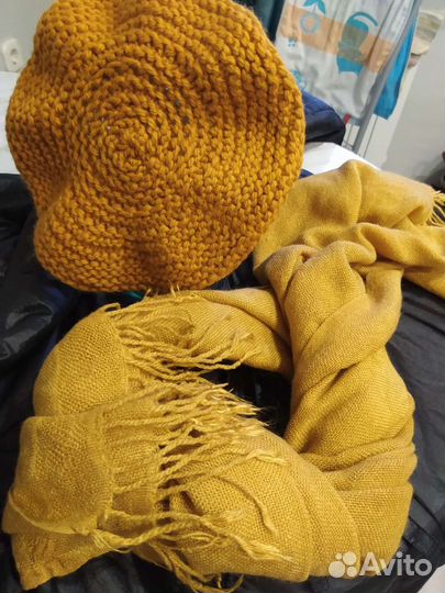 Берет и шарф