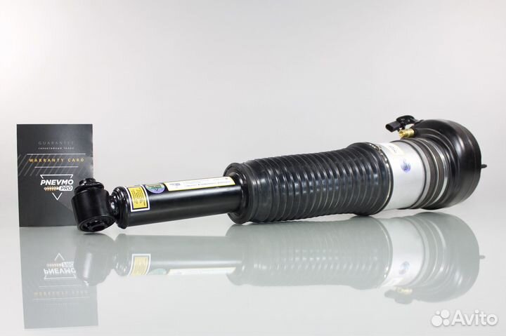 Задняя пневмостойка Audi A8 D4