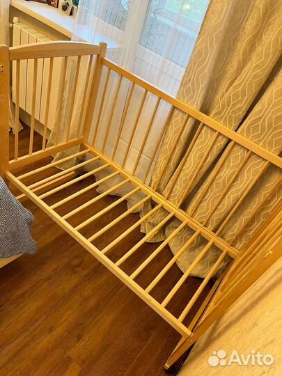 Детская кроватка
