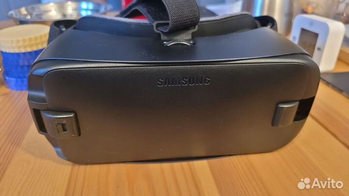 VR очки Samsung