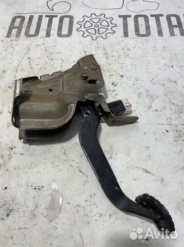 Педаль тормоза Renault Logan 2 K4MA812 2016