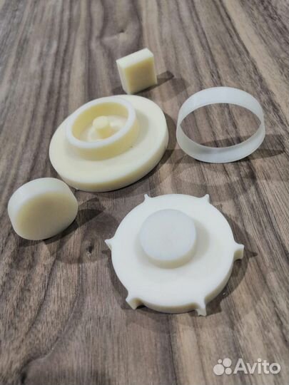 Изготовление деталей из капролона и др. листовых