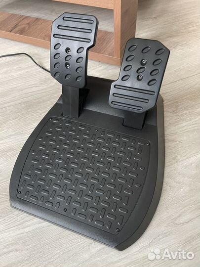 Руль Thrustmaster tmx force feedback