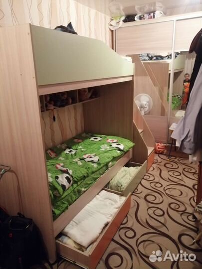 Двухъярусная кровать бу с матрасами