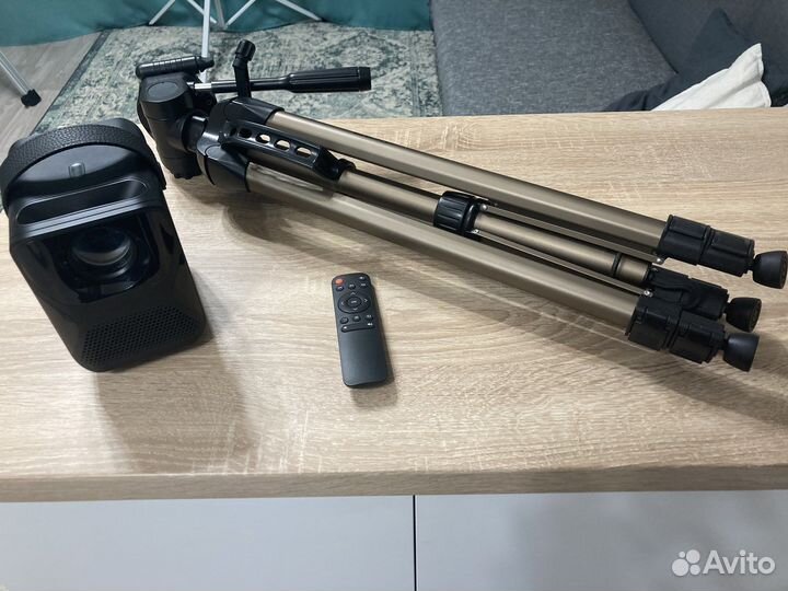 Аренда проектора + экран (без денежного залога)