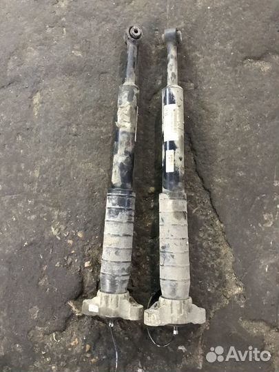 Стойка амортизатора задние maserati levante