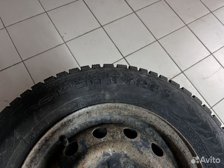 Nokian Tyres Hakkapeliitta 7 175/70 R13 90N