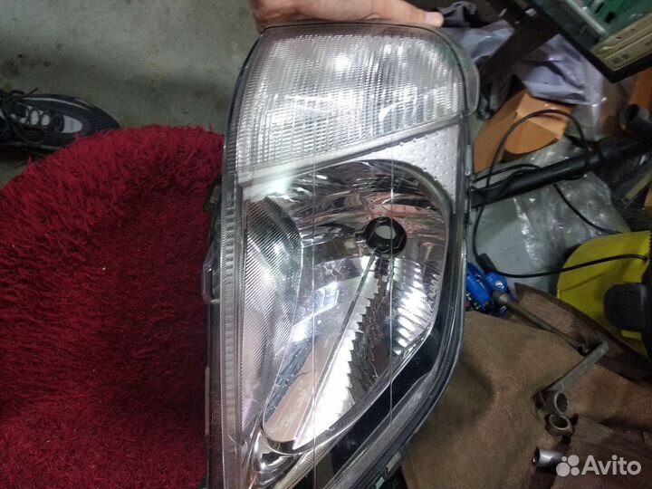 Фара Renault Logan 2004-2016