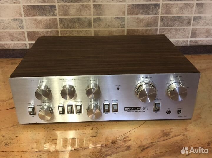 Усилитель AGS A-120 (Канада, 1976 год)