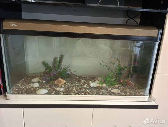 Продам большой аквариум на 300л