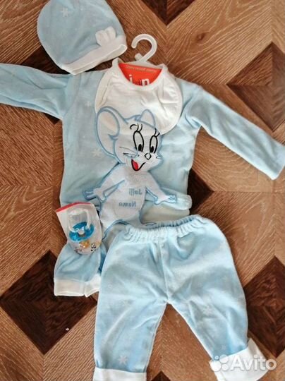 Костюмчик на малыша новый