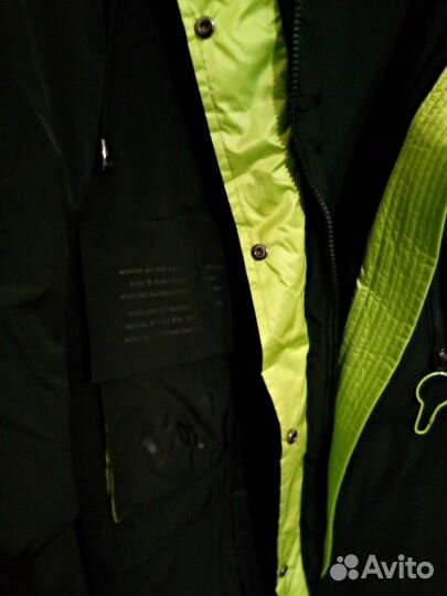 Пуховик зимний женский