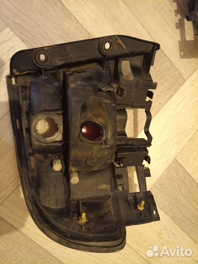 Фонари Тойота Карина е