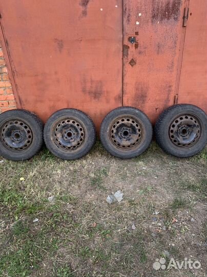 R16 Nokian Tyres Hakkapeliitta 9 205/55, PCD 5x112 DIA 57.1