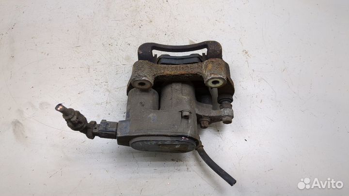 Суппорт левый задний Hyundai i40