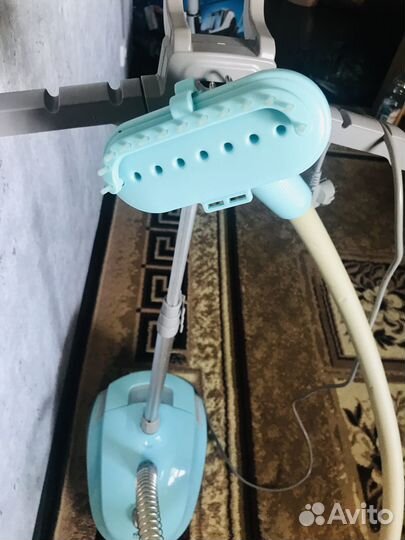 Отпариватель для одежды вертикальный