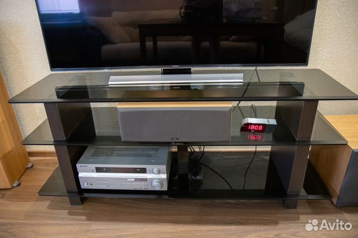 Стеклянная тумба под тв телевизор