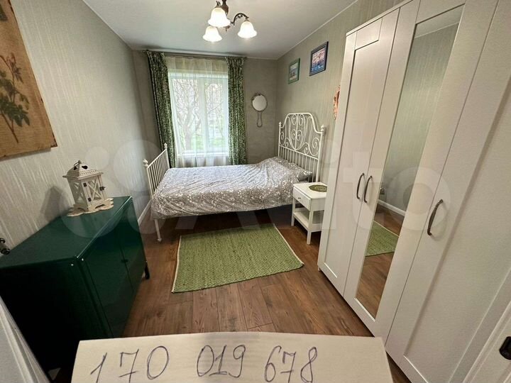 2-к. квартира, 42 м², 1/9 эт.