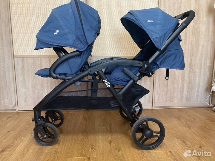 Прогулочная коляска для двойни Joie