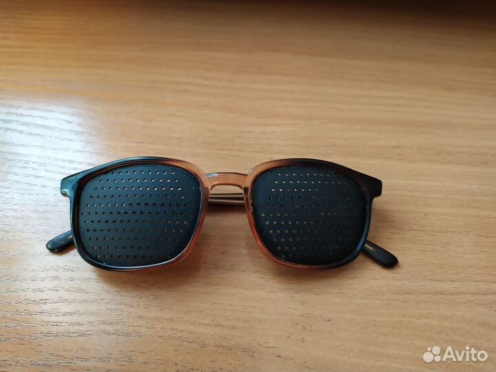 Очки тренажеры (для взрослого) с футляром