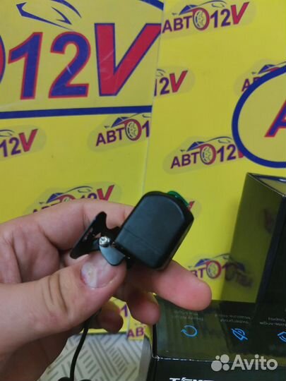 Камера заднего хода teyes новая