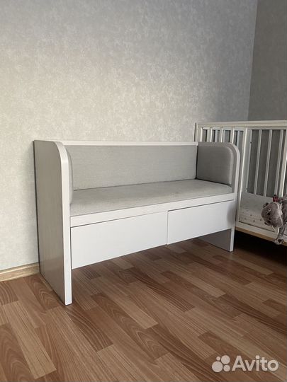 Диван в прихожую