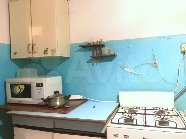 Комната 14 м² в 5-к., 3/3 эт.