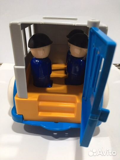 Полицейская машина