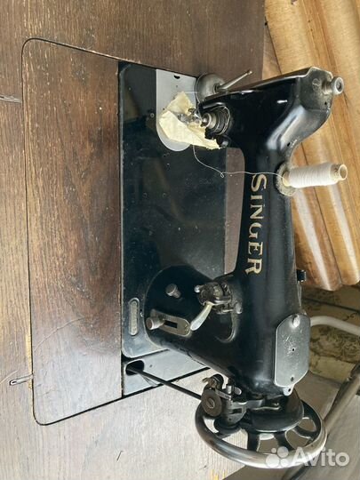 Швейная машина Zinger