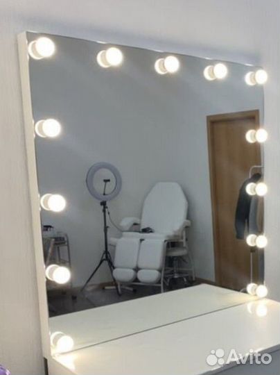 Аренда места бровиста/визажиста