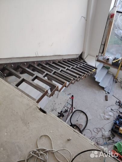 Изготовление и монтаж лестниц