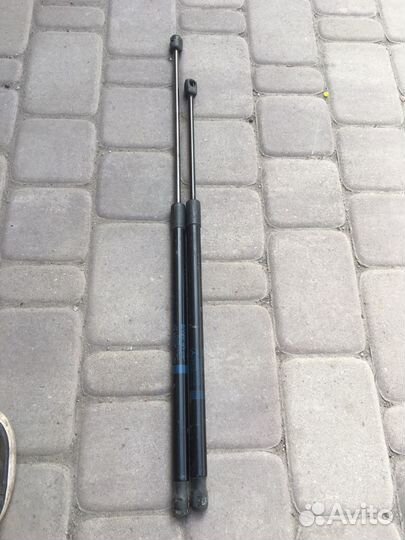 Амортизаторы капота Mercedes w212 w204