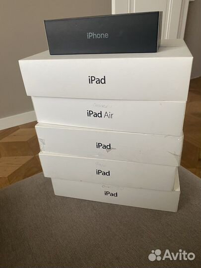 Коробки из под iPad/iPhone для витрины