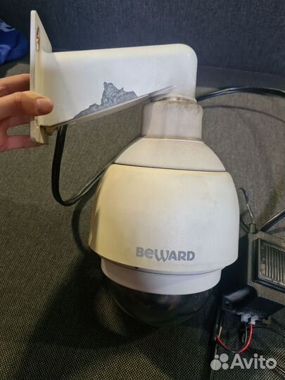 Б/У скоростная купольная PTZ IP-камера beward BD75