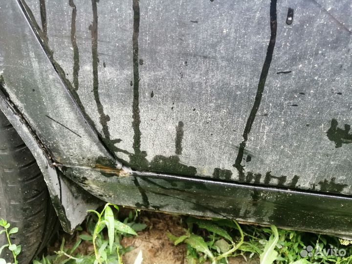 Дверь задняя правая Волга 31105,3102