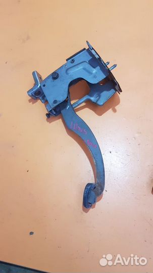 Педаль на Chevrolet Lanos