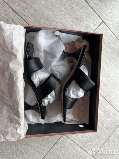 Сабо Ekonika, 37