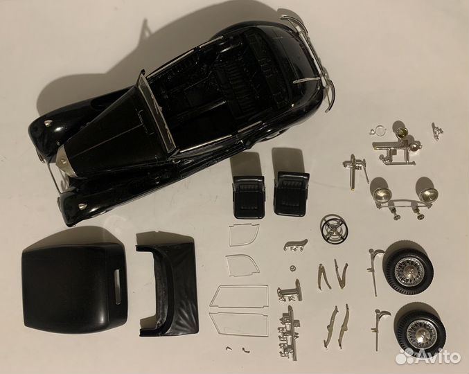 Модель автомобиля 1 24 Mercedes 540