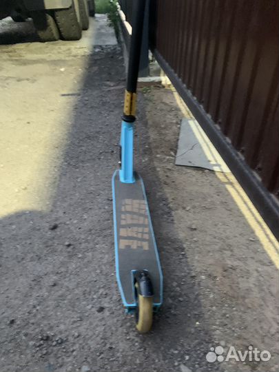 Трюковой самокат